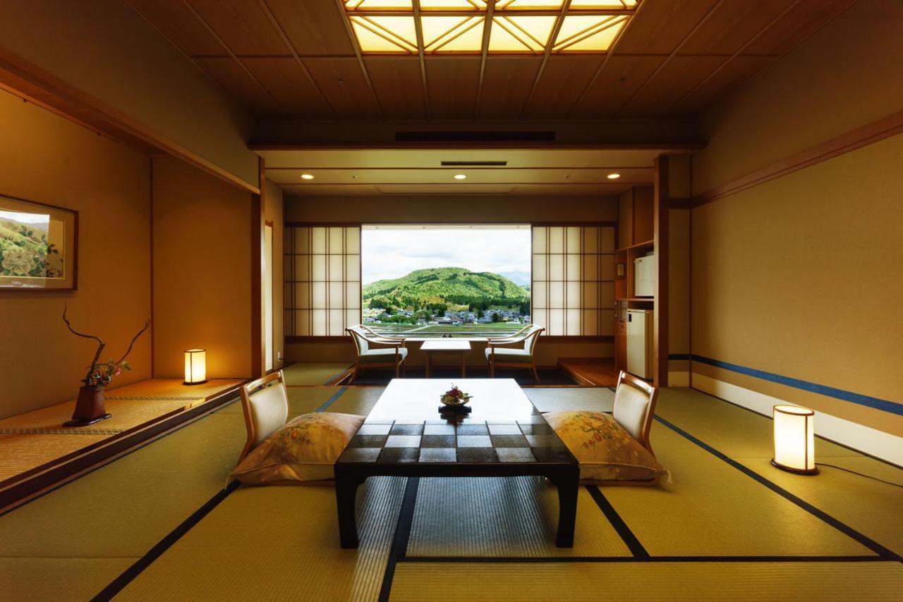 Shiratama No Yu Kahou Hotel Niigata Exterior photo
